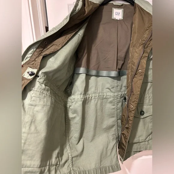 Like New GAP Olive Heavyweight Canvas Military Utility Field Jacket Men Unisex - Picture 3 of 16